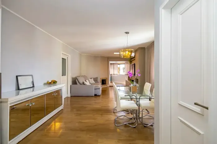 Apartamento com 3 dormitórios à venda com 178,88m² no Ed. Pablo Neruda
