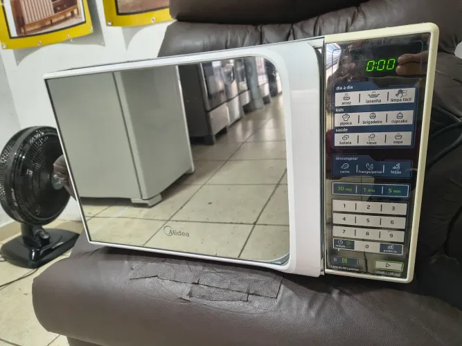 Vendo microondas espelhado Midea