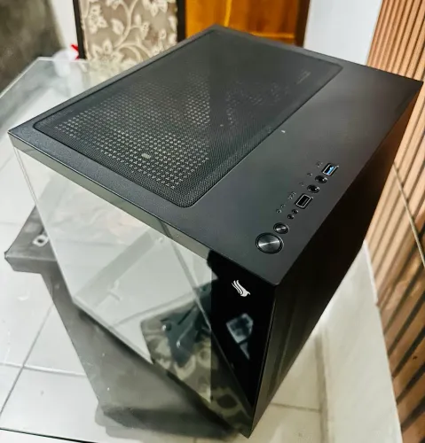 Gabinete aquário pichau com duas fans rainbow 120mm