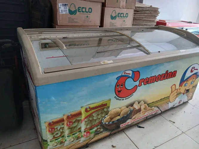 Ilha de congelados 2m Metalfrio