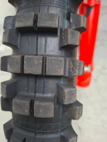 Aceito scuter, de menor custo.