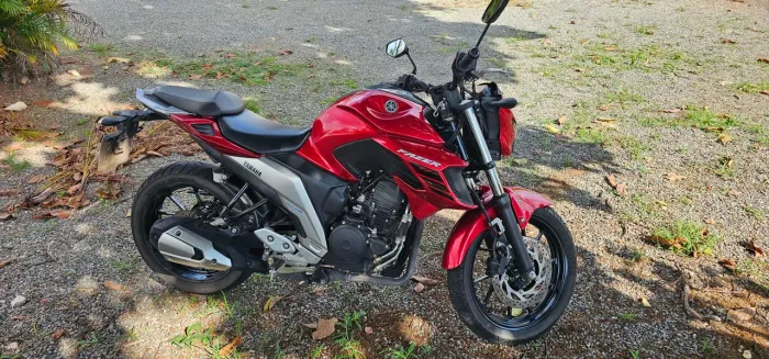Fazer 250 impecável único dono km baixo