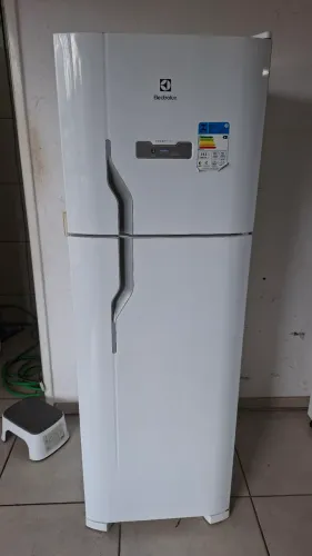 Geladeira Electrolux frost free