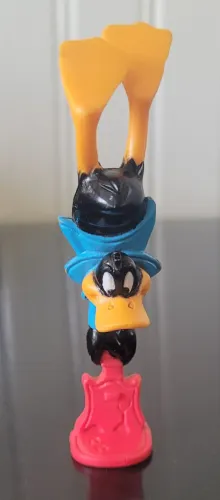 Boneco em Miniatura Patolino na Guitarra Promocional Pepsi Looney Tunes anos 90