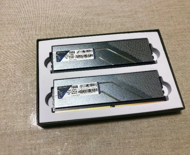Memória RAM Reletech 32GB DDR5 6000MHz (SEMINOVA)