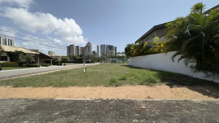 Lote de esquina com localização privilegiada no Ponta Negra Boulevard
