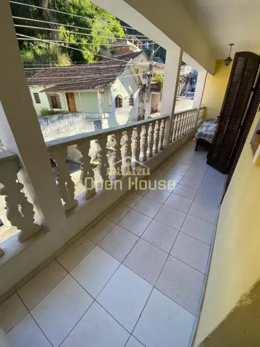 Encontre o Lar dos Seus Sonhos: Casa à Venda em Abelhas, Barra Mansa, RJ