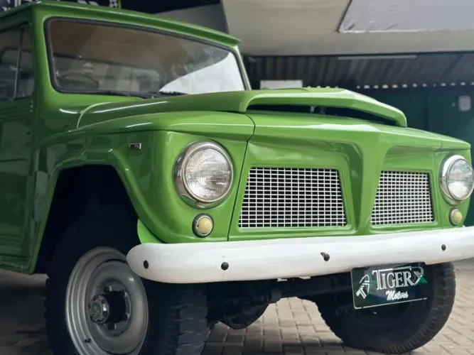 Ford F-75 4X4 2.3 1975