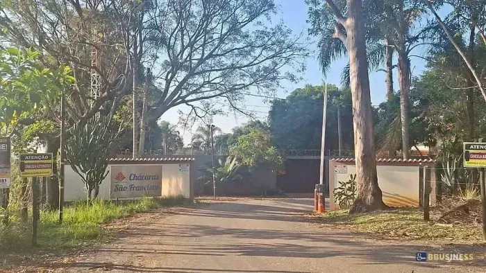 Chácara à venda com 2 quartos - Chácaras São Francisco do Aeroporto, Campinas, SP