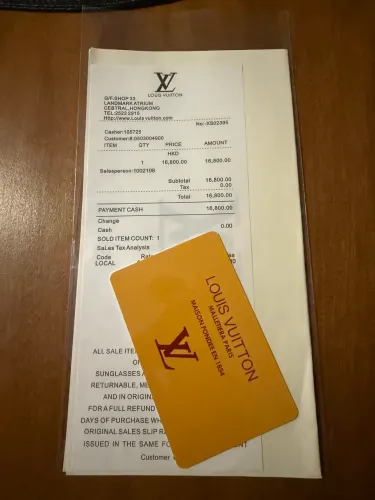 Vendo bolsa nunca usada com caixa e certificados