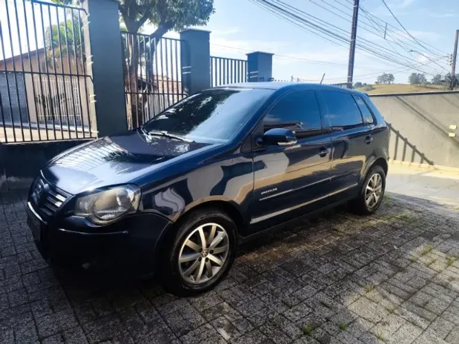 Volkswagen Polo Sportline I Motion 1.6 T.flex 5P 2011