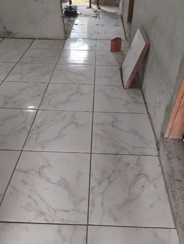 Casa ou terreno vendo