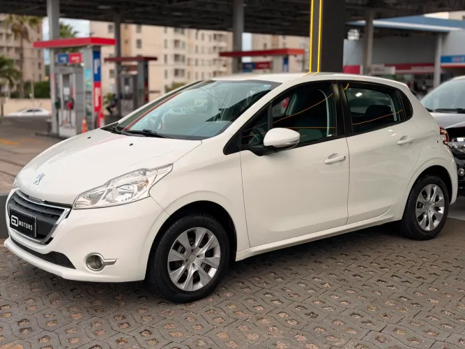 Peugeot 208 Active/active Pack 1.5 Flex 8V 5P 2014