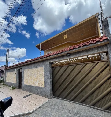 Vendo casa na Cidade Nova 8 