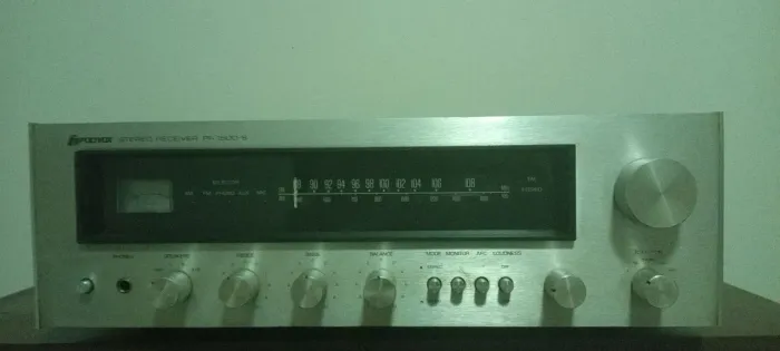 Receiver Polyvox PR 1500-S Vintage - Versão Prata