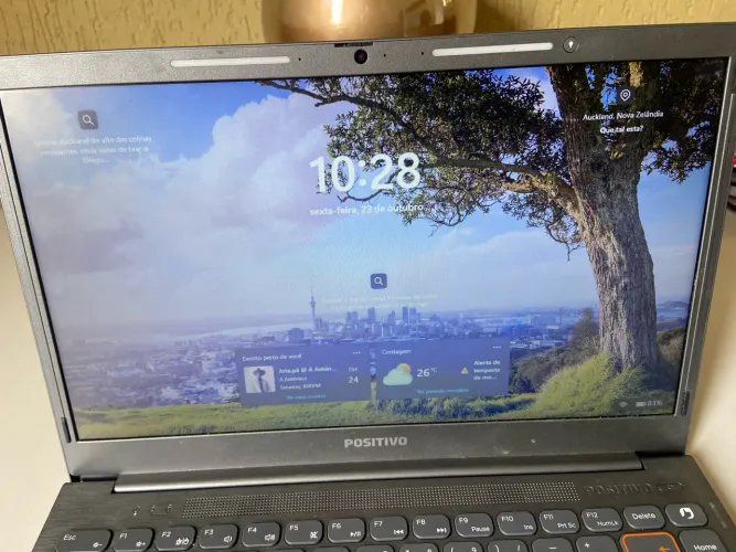 NOTEBOOK COM POUCOS MESES DE USO