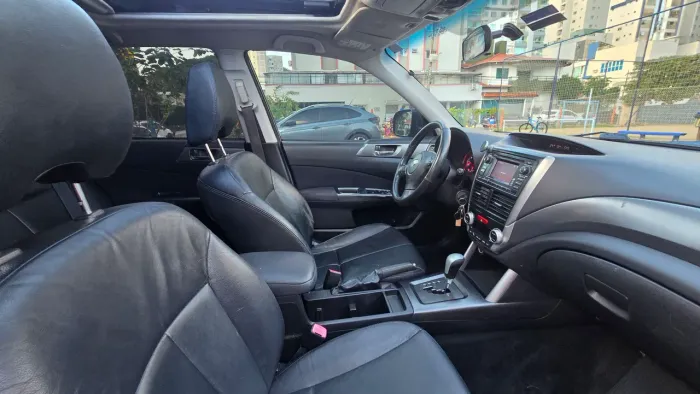 Subaru Forester 2.0/2.0 S 4X4 Aut. 2011