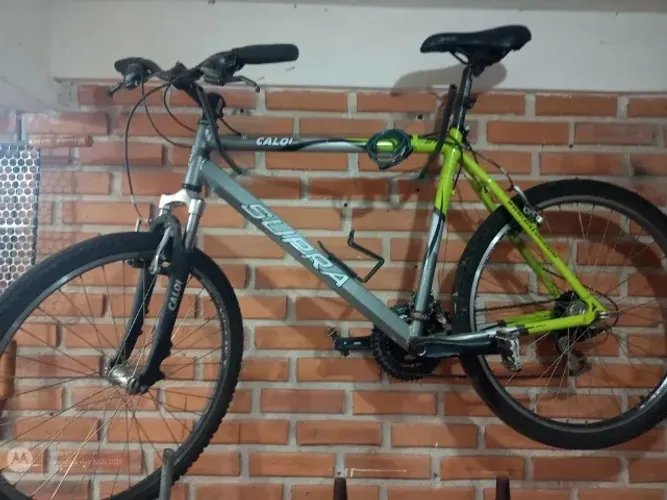Bike para quem gosta de manobras radicais Caloi SUPRA