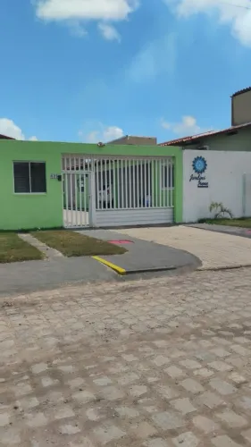 Alugo casa em marechal Deodoro,próximo ao francês whatsapp *08