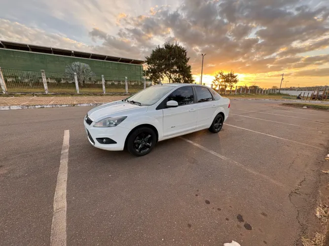 Ford Focus Sedan 1.6/1.6 Flex 8v/16v 4P Mec. 2011