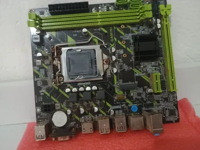 Placa Mae H61 1155 DDR3 (COM DEFEITO)