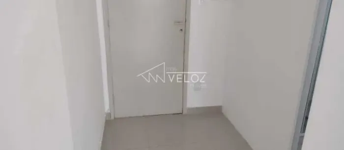 Apartamento : / Residencial / Centro