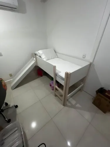 CAMA INFANTIL Tok&Stok Pin Play com escorregador e escada - ESTADO DE NOVA