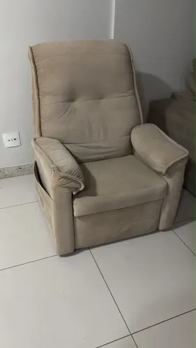 Poltrona reclinável