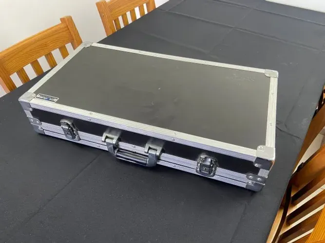 Case Reforçado Pedais/Pedaleira CAPCase - Espaço Interno 30 cm × 60 cm - Excelente estado