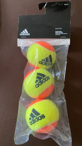 Pack com 3 Bolas de Beach Tennis Adidas Aditour