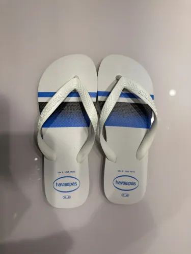 Havaianas Chinelo Masculino Top Basic, com Estampa Listrada, Tira Top, Sola Texturizada
