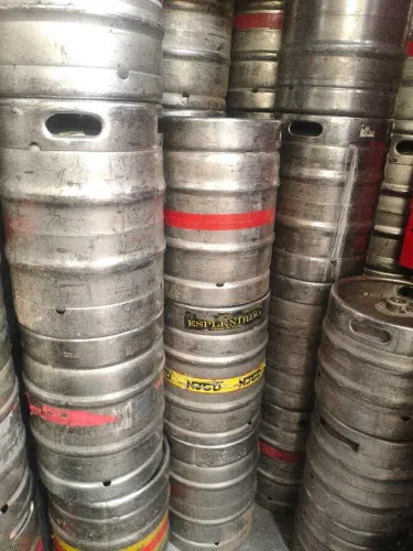 Barril de chope artesanal ( casco).