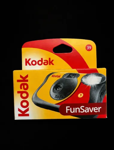 Câmera Analógica 35mm Descartável Kodak FunSaver - 39 exposições