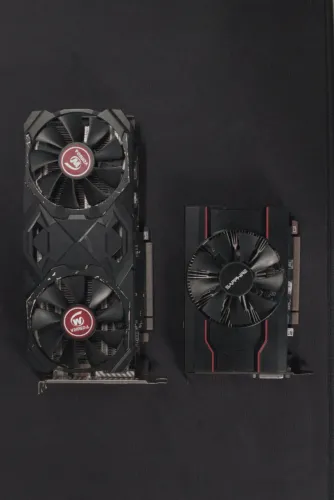 RX 550 4GB + RX 580 2048SP 8GB