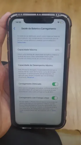 iPhone XR branco 128GB