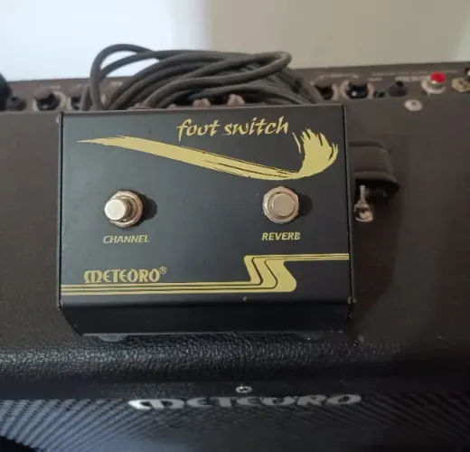 Amplificador meteoro MGV30