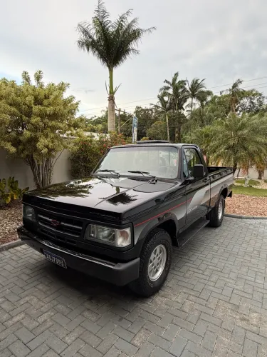 Chevrolet D-20 S / Luxe 3.9/4.0 Diesel 1993