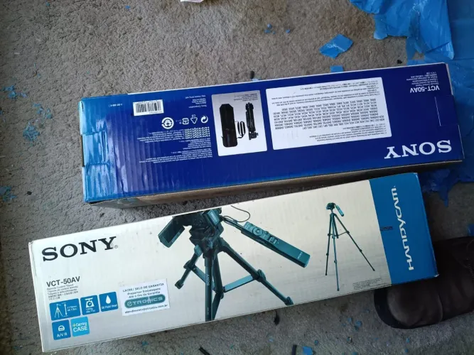Tripé Sony VCT 50AV com controle