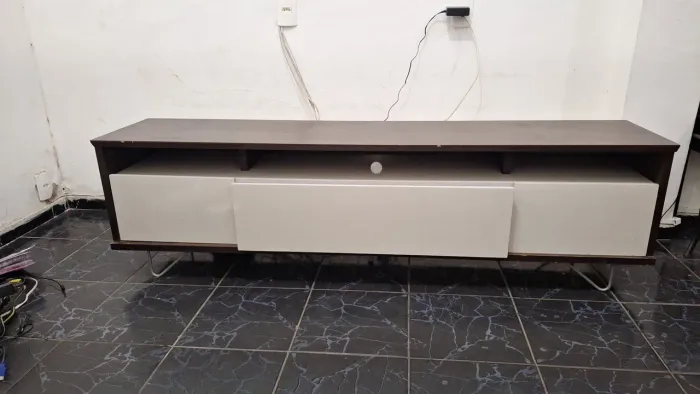 Rack usado. Em bom estado. 3 gavetas.s