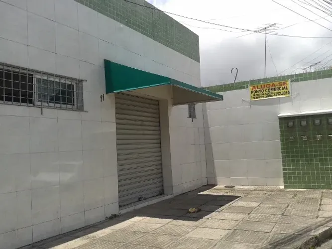 Alugo ponto comercial com 16m² no bairro de Areias, próximo do antigo mercado publico.