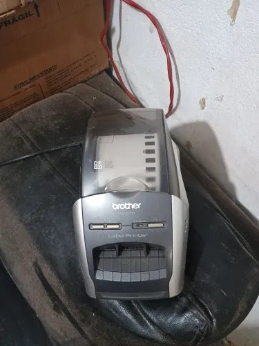Impressora Brother QL570