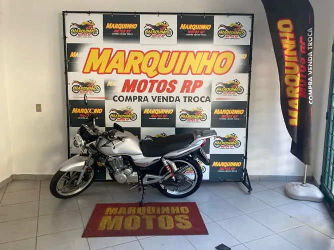 SUZUKI GSR 150i PRATA 2016