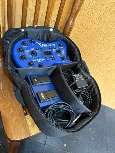 Pedaleira VAMP2 BEHRINGER - PERFEITA - Troco por instrumentos musicais novos/seminovos