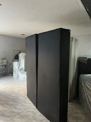 Bases Queen em boas condições 