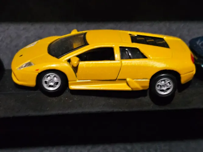 MINIATURA LAMBORGHINNI MURCIELAGO