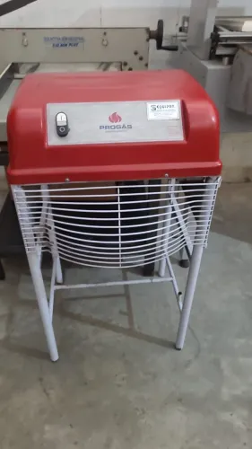 Misturador de massa 25 litros Progás PRMQI 25 bivolt semi novo