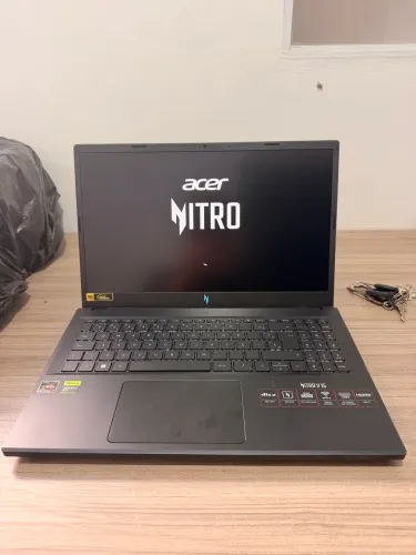 Acer Nitro V15 Ryzen 7 RTX 4050 16GB DDR5 512GB SSD 165Hz - Estado de Novo