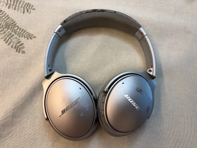 Fone Bose QuietComfort 35 II Prata Usado