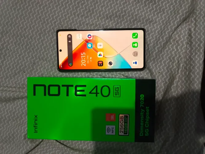 celular infinito 40 , não está tirando foto e carr