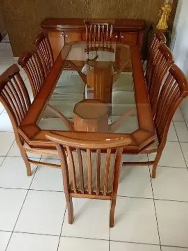 Mesa com cadeiras 